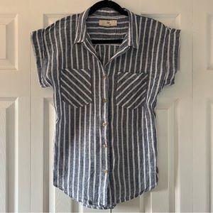 Thread & Supply Short Sleeve Cotton Linen Blue Chambray Button down Shirt size M